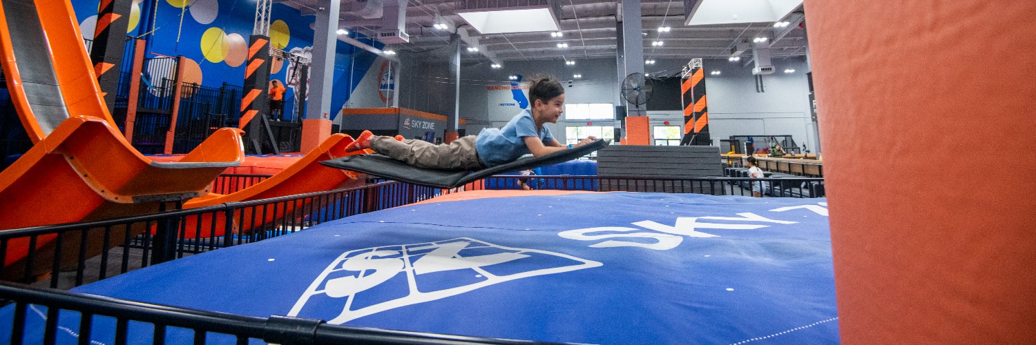 SkyZoneMIAMI's profile banner image