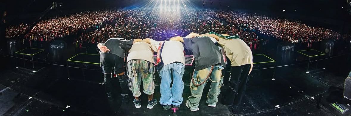 moon_0817nb's profile banner image