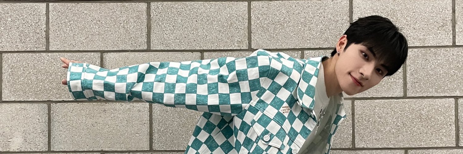 bewtykey's profile banner image