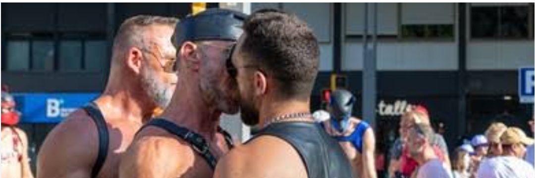 @Insidemale__ banner