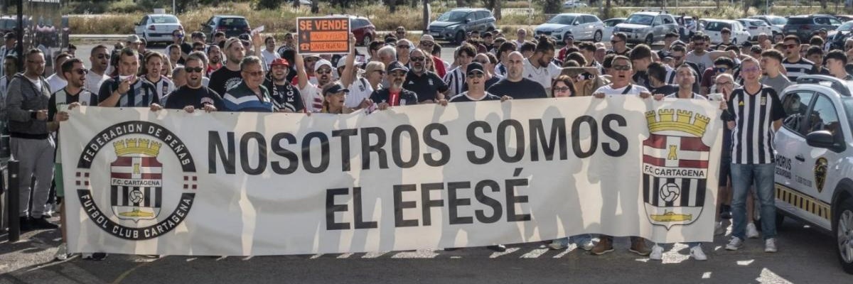 #NosotrosSomosElEfesé 🖤🤍 banner