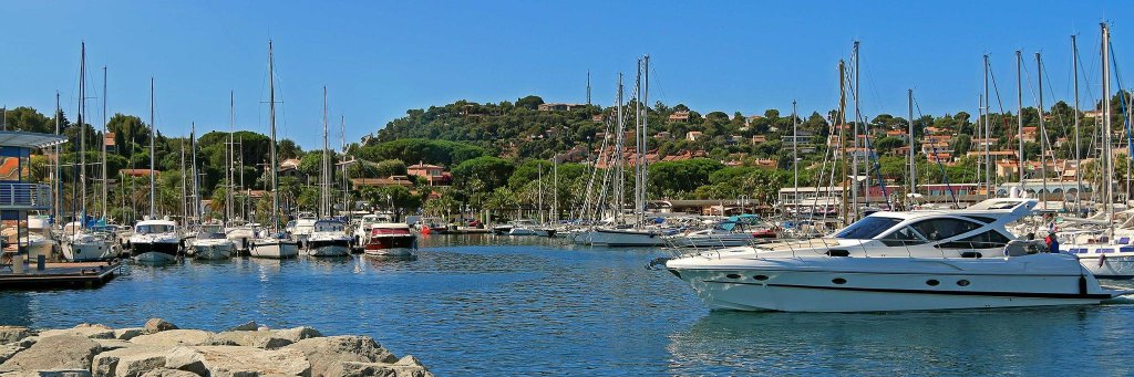 Cavalaire's profile banner image