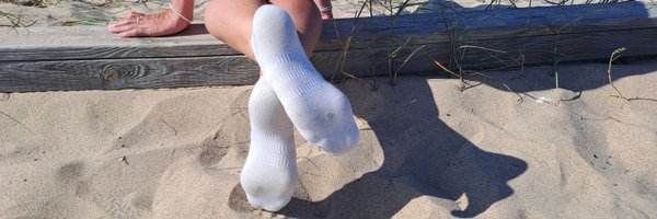 EllaWWorld1 Profile Banner