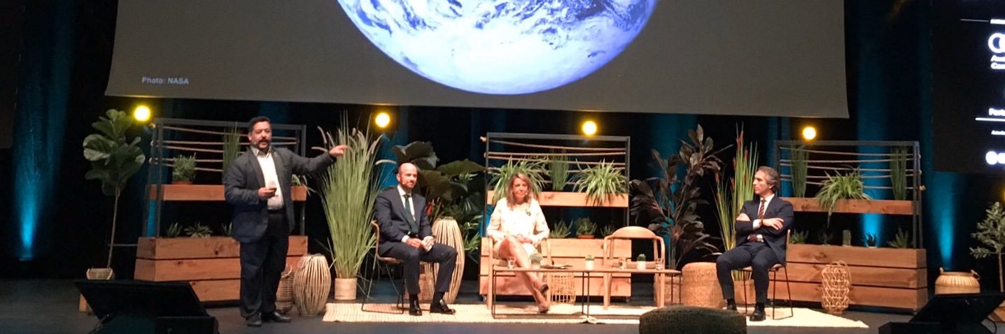 Alvaro Rodriguez banner