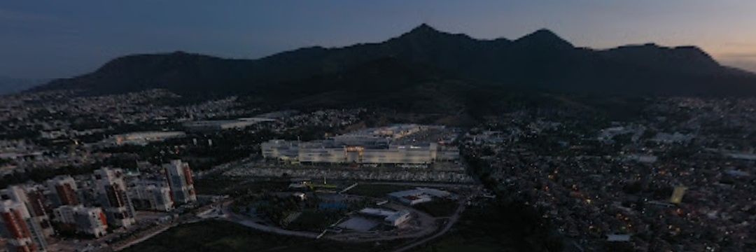 YaelVMMUS821THRCRU2VLX banner