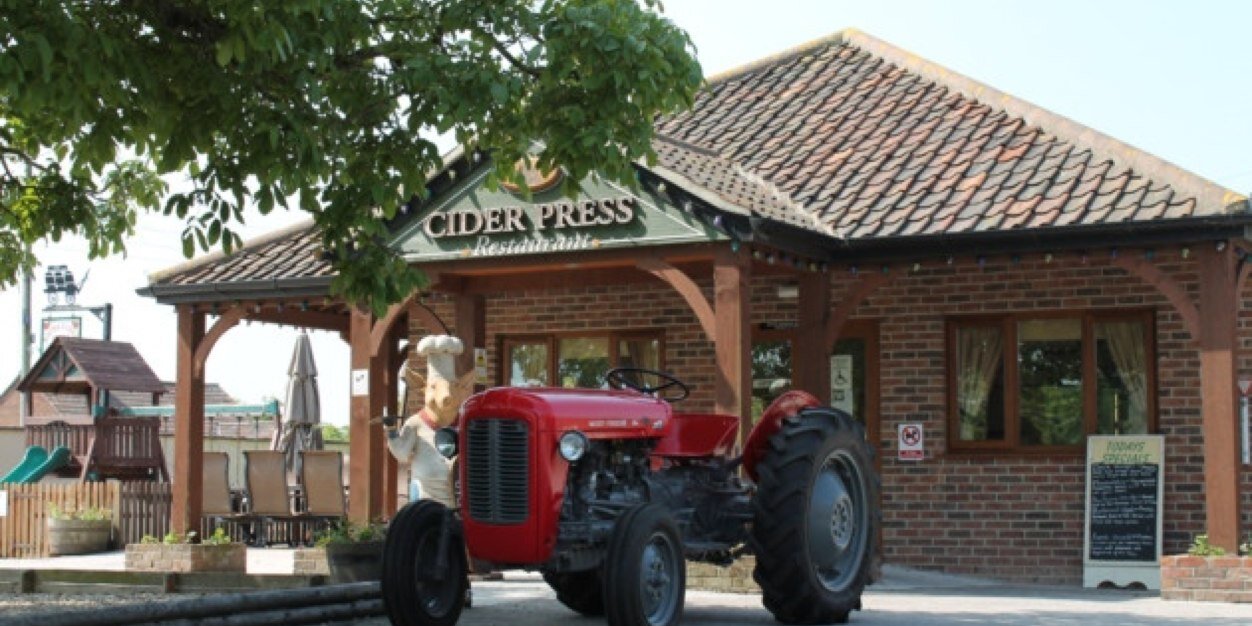 Rich's Cider banner