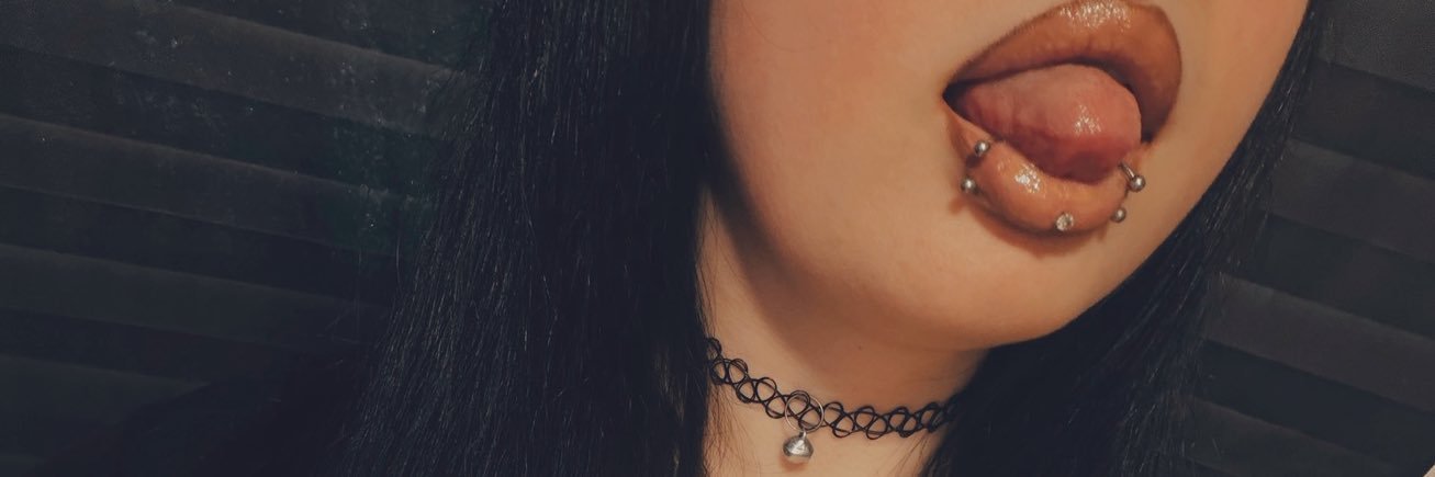 Vic🐾 banner