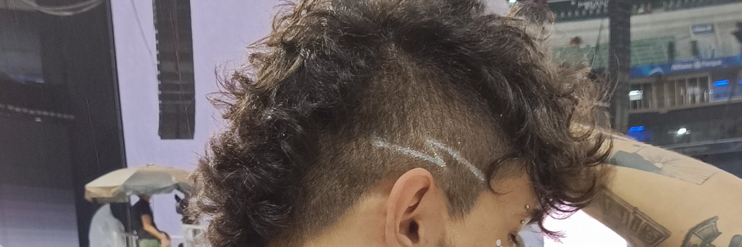 Frimineza's profile banner image
