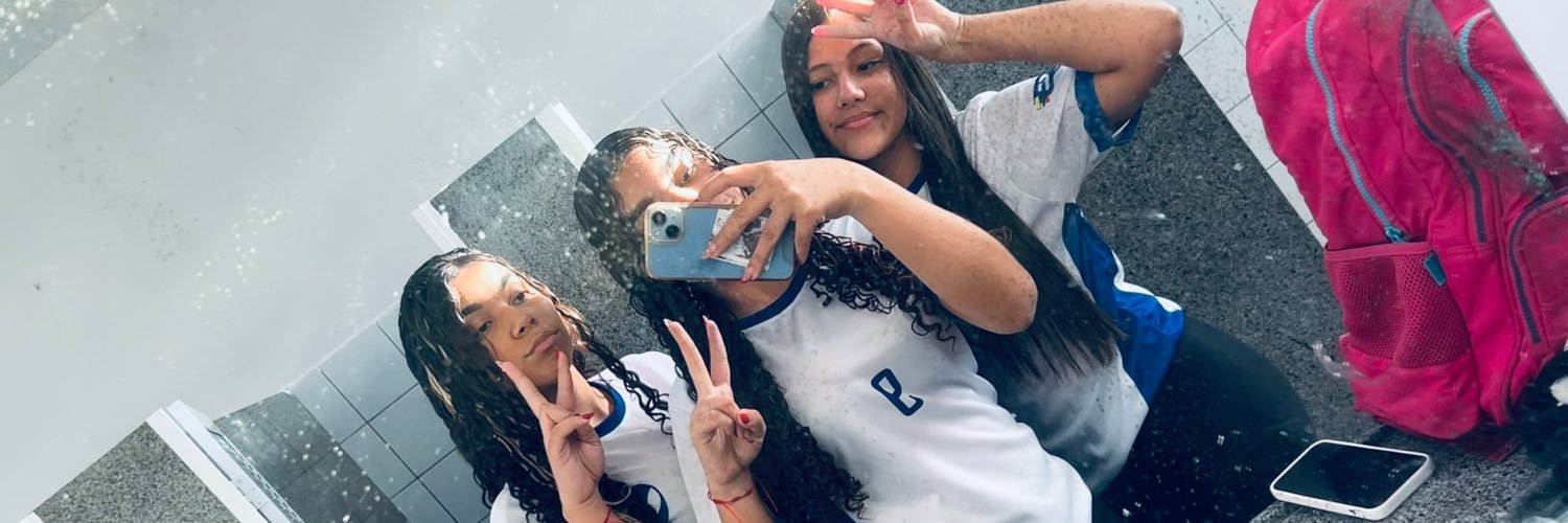 larywzc's profile banner image