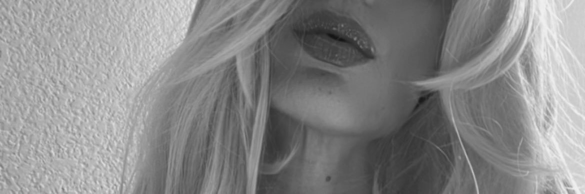 LumoraLux's profile banner image