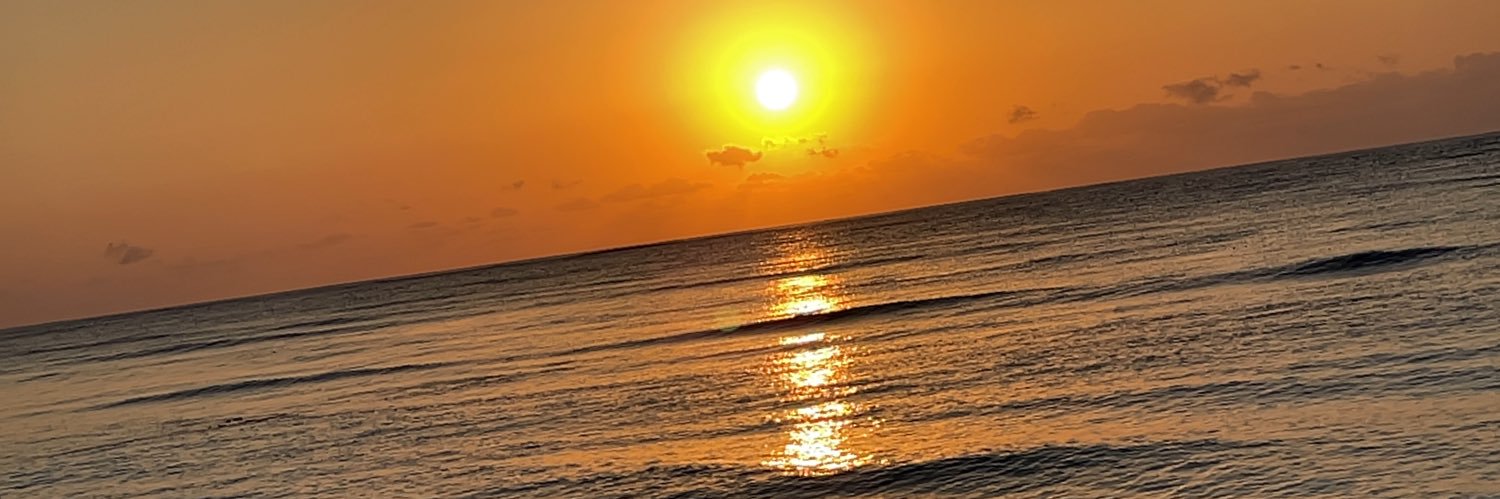 Esme_2812's profile banner image