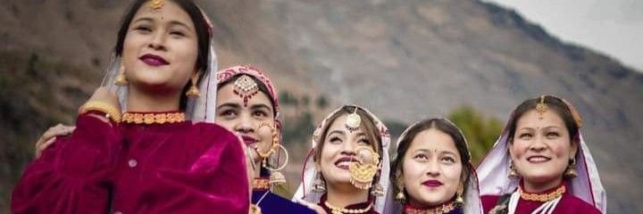 Devika Rana अल्हड़ सी पहाड़न💃's banner