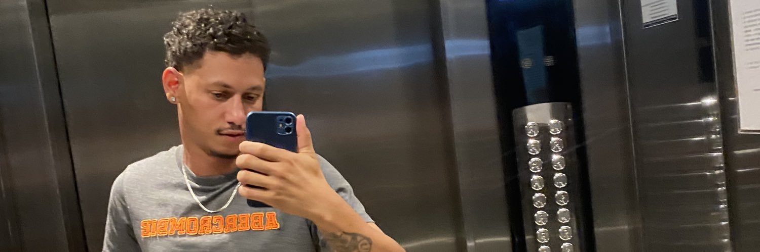 _eliaas's profile banner image