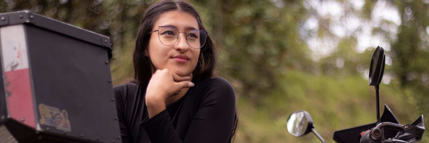 Evah_lee_'s profile banner image