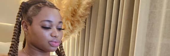 VickyGold269304's profile banner image