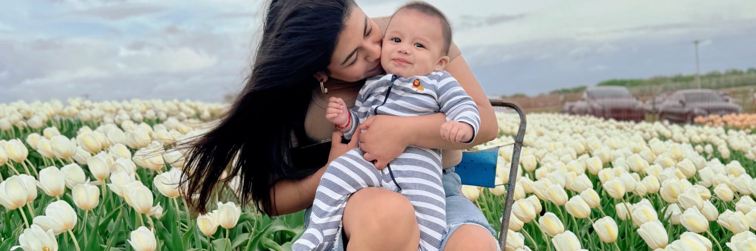 ItzelNavarrete9's profile banner image