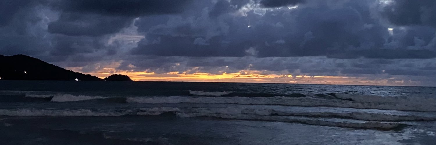 Lujjainah's profile banner image
