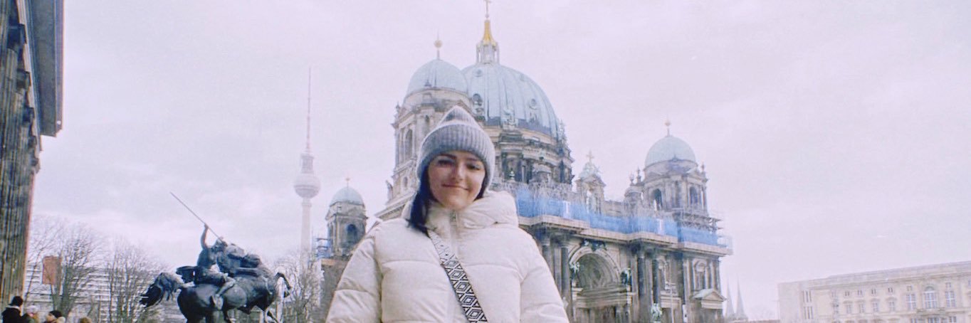 juliapg2000's profile banner image