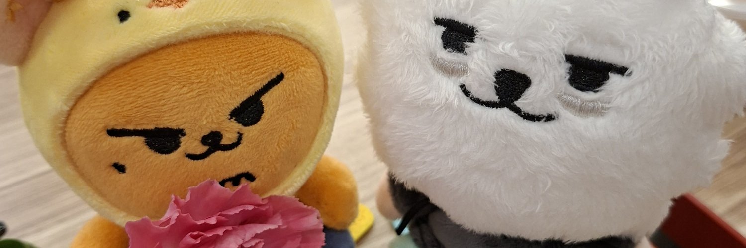 maxlovestxt's profile banner image