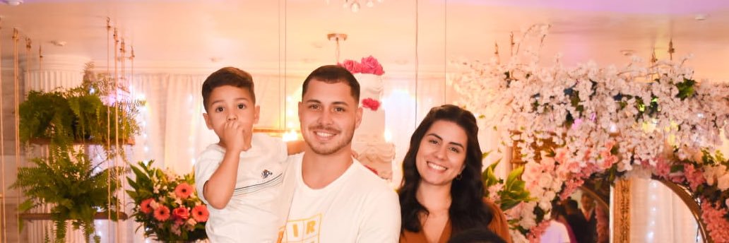 veraaslu's profile banner image