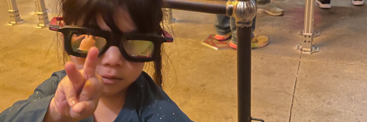 leandrarenee_'s profile banner image