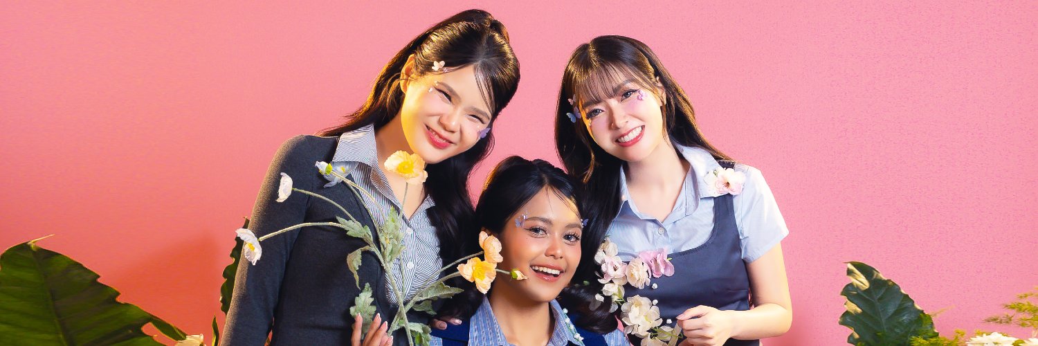 ลามูนนน 👧🏻🌙 banner