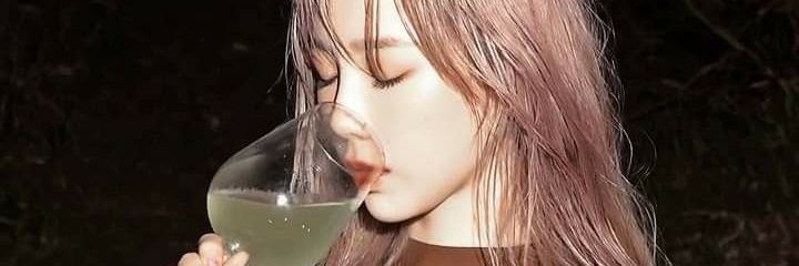 qaraliene's profile banner image