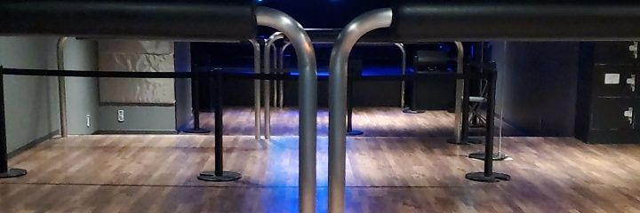 柵は友達 banner