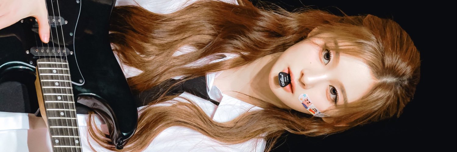 heldlovingly's profile banner image