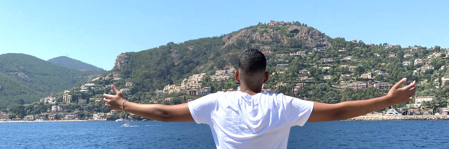 walidjarray1's profile banner image