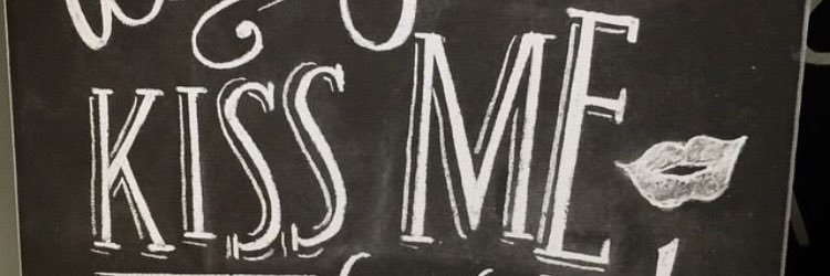 robinearle's profile banner image