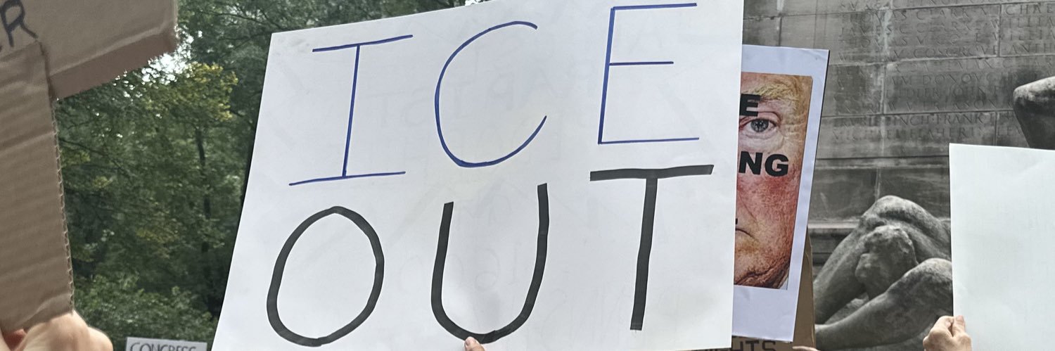 Danielle Brecker banner