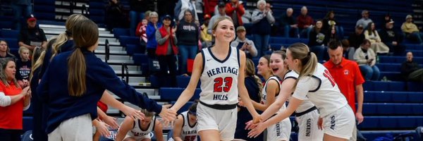 Mia_Becher Profile Banner