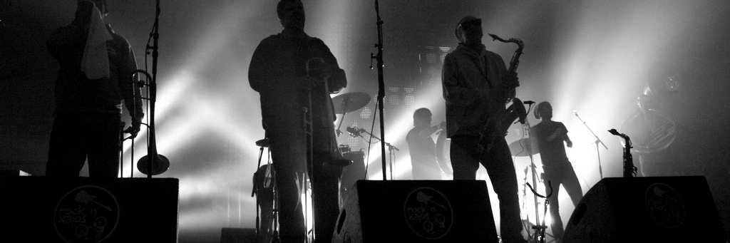 ConcertIn's profile banner image