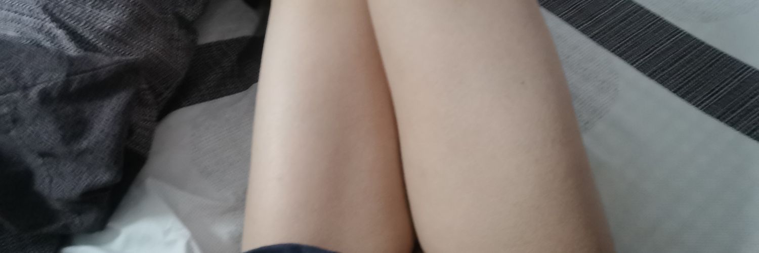 兔兔吃兔兔 banner