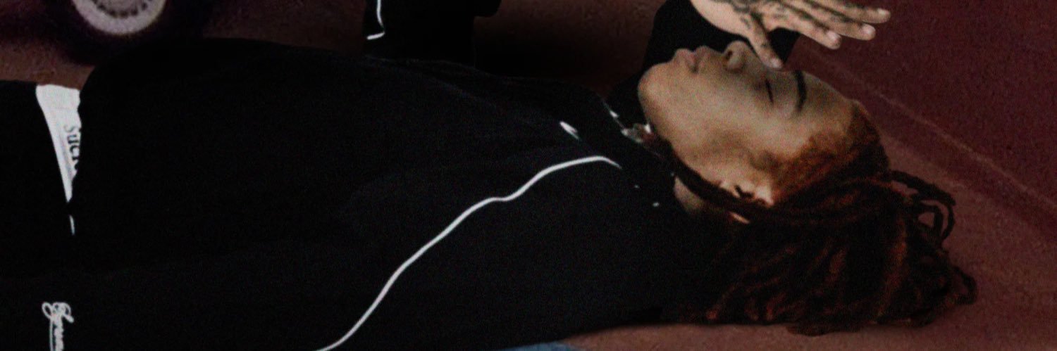 versonary's profile banner image
