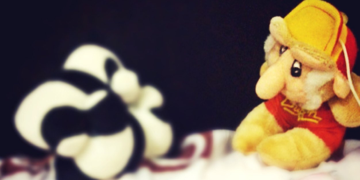 adinuhen's profile banner image