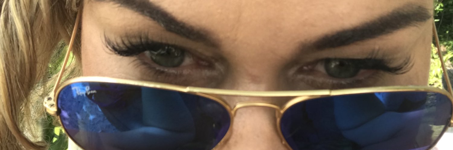 ProfessoraMony's profile banner image
