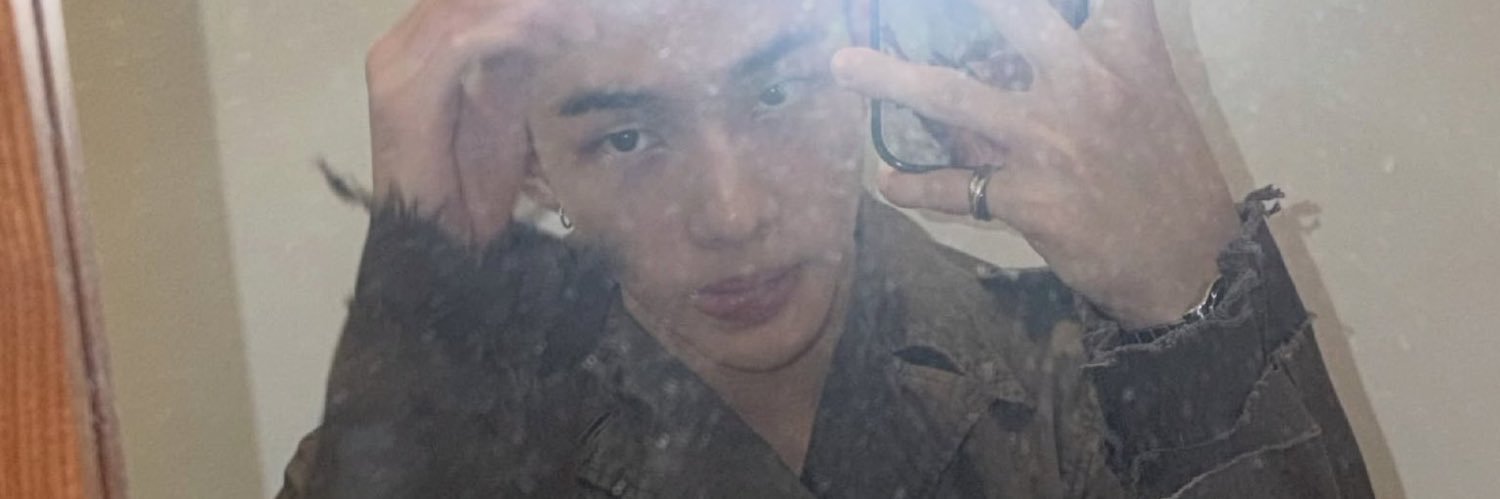 hyunsdog's profile banner image