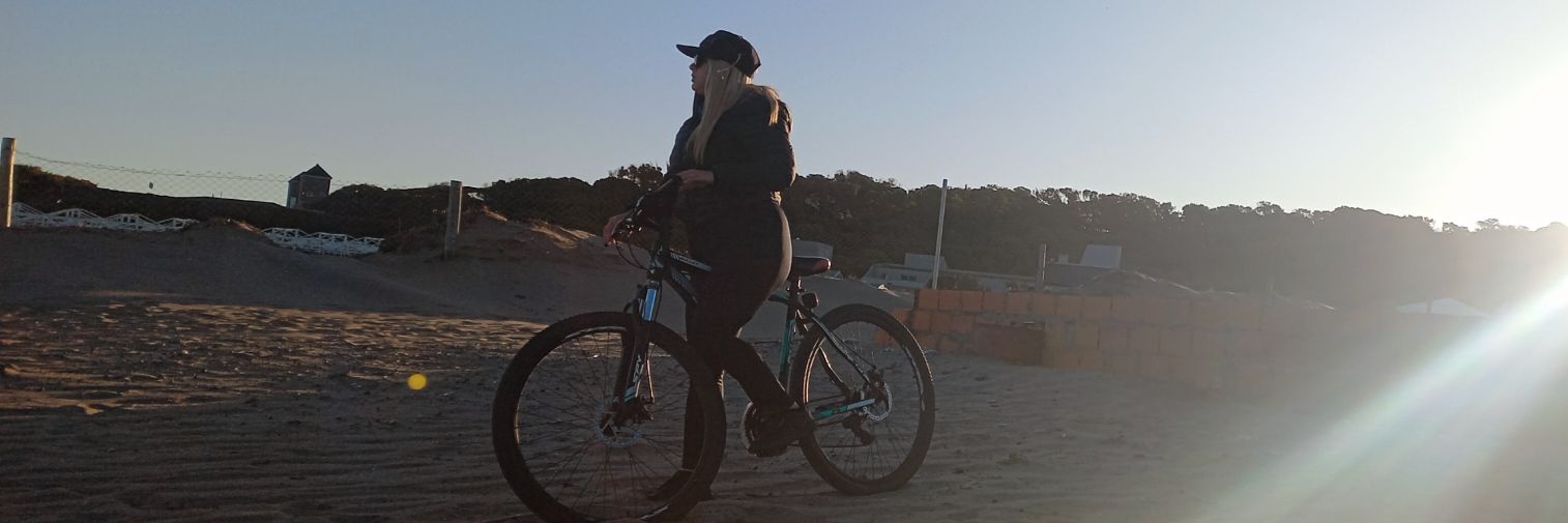 YessiCisneroos's profile banner image