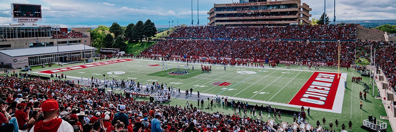 CSG Lobos (9-4) banner