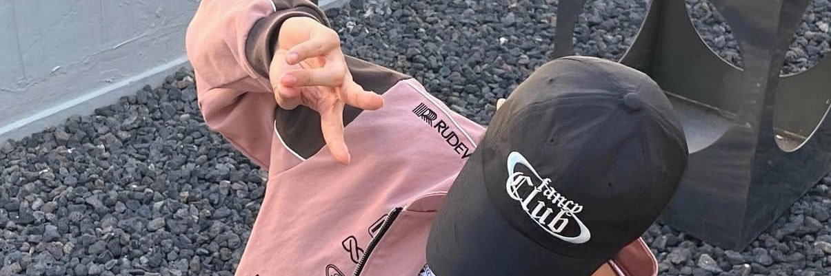 yw_mood's profile banner image