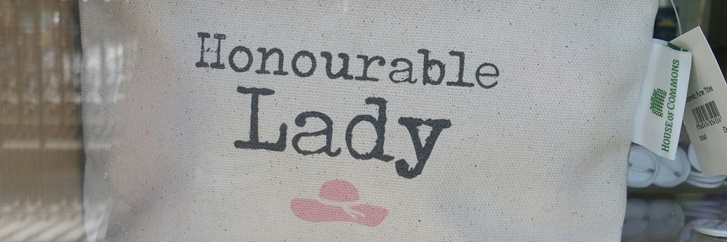 TheCurlyLucy's profile banner image