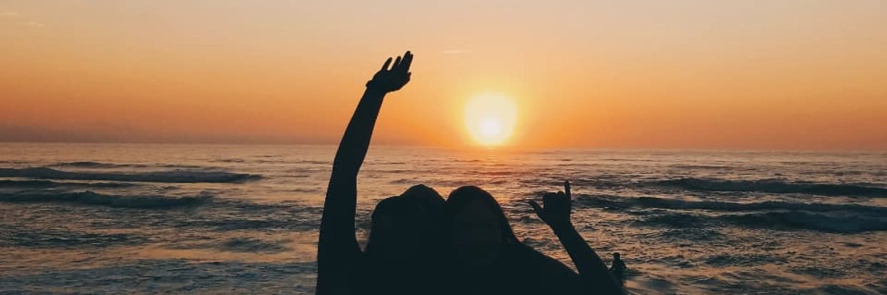 samanthaune's profile banner image