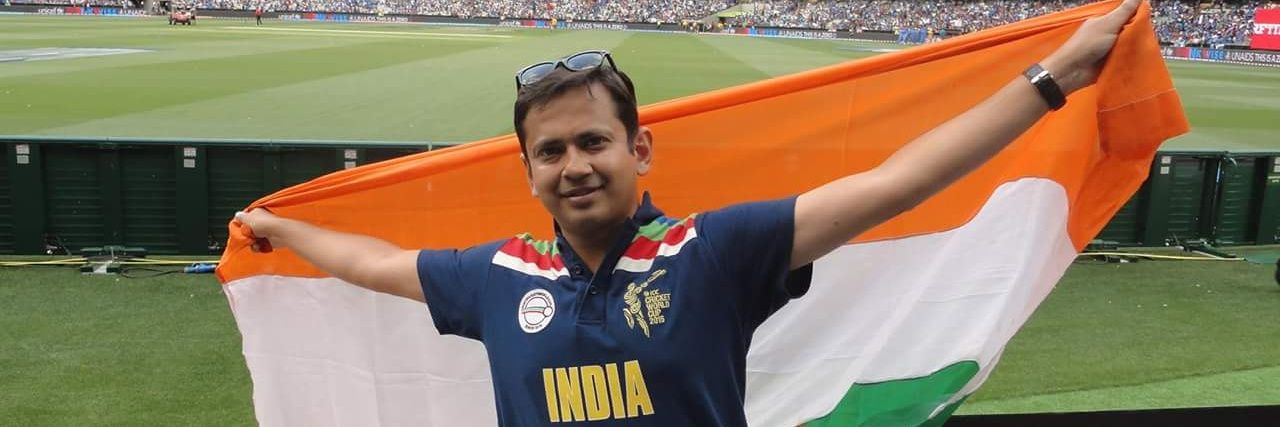 SweekarKapoor's profile banner image