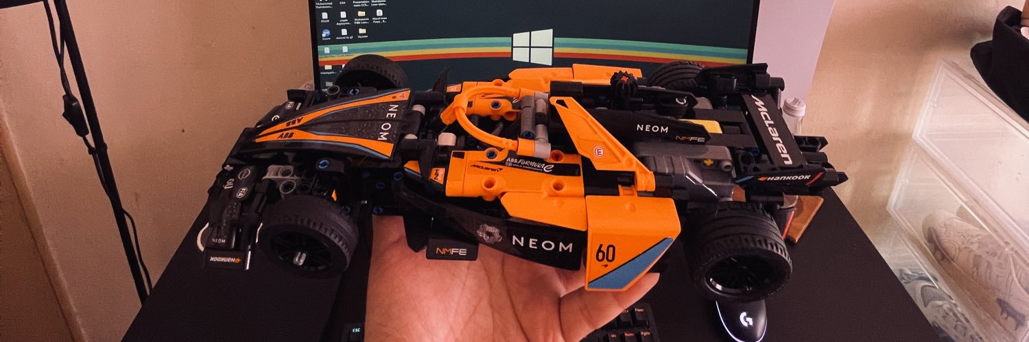 danim_w's profile banner image