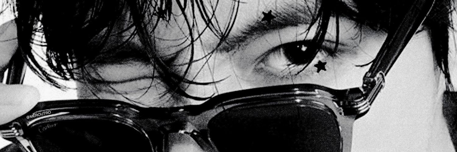 _mnikaT_'s profile banner image