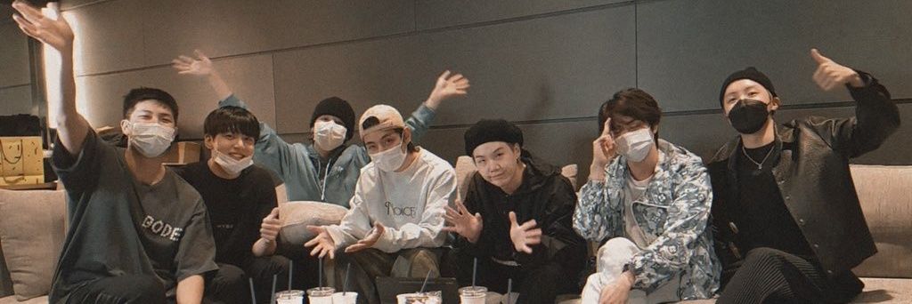 lilas_army's profile banner image