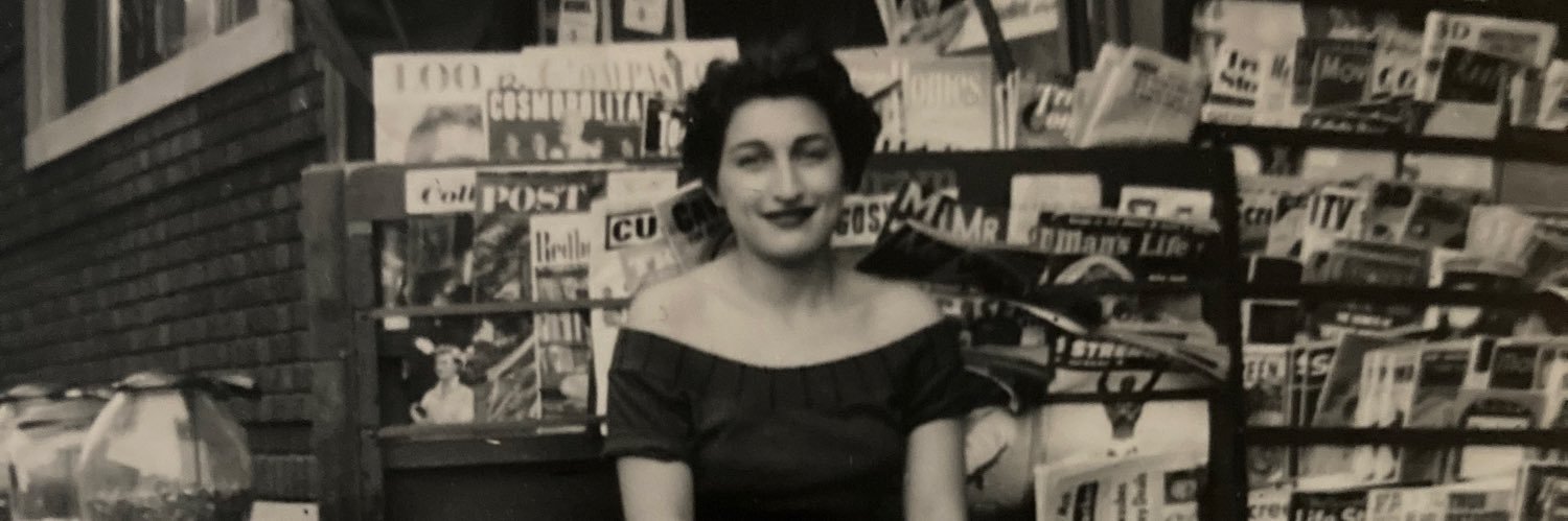 Loreli1960's profile banner image