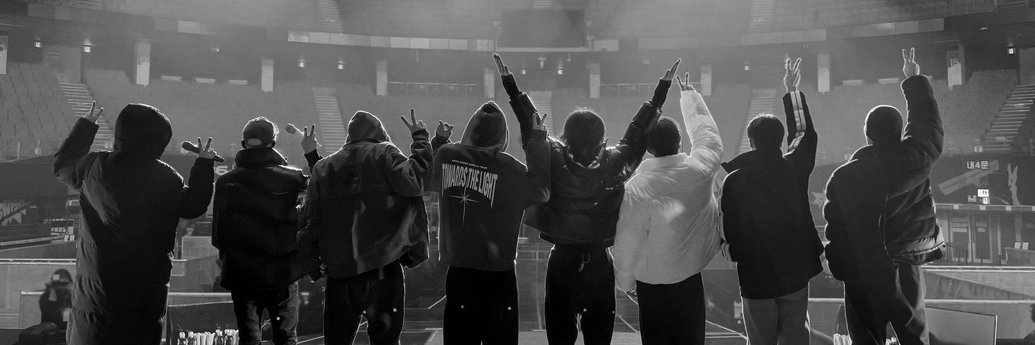 UUNIVERSE__'s profile banner image